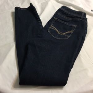 W62 jeans size 6